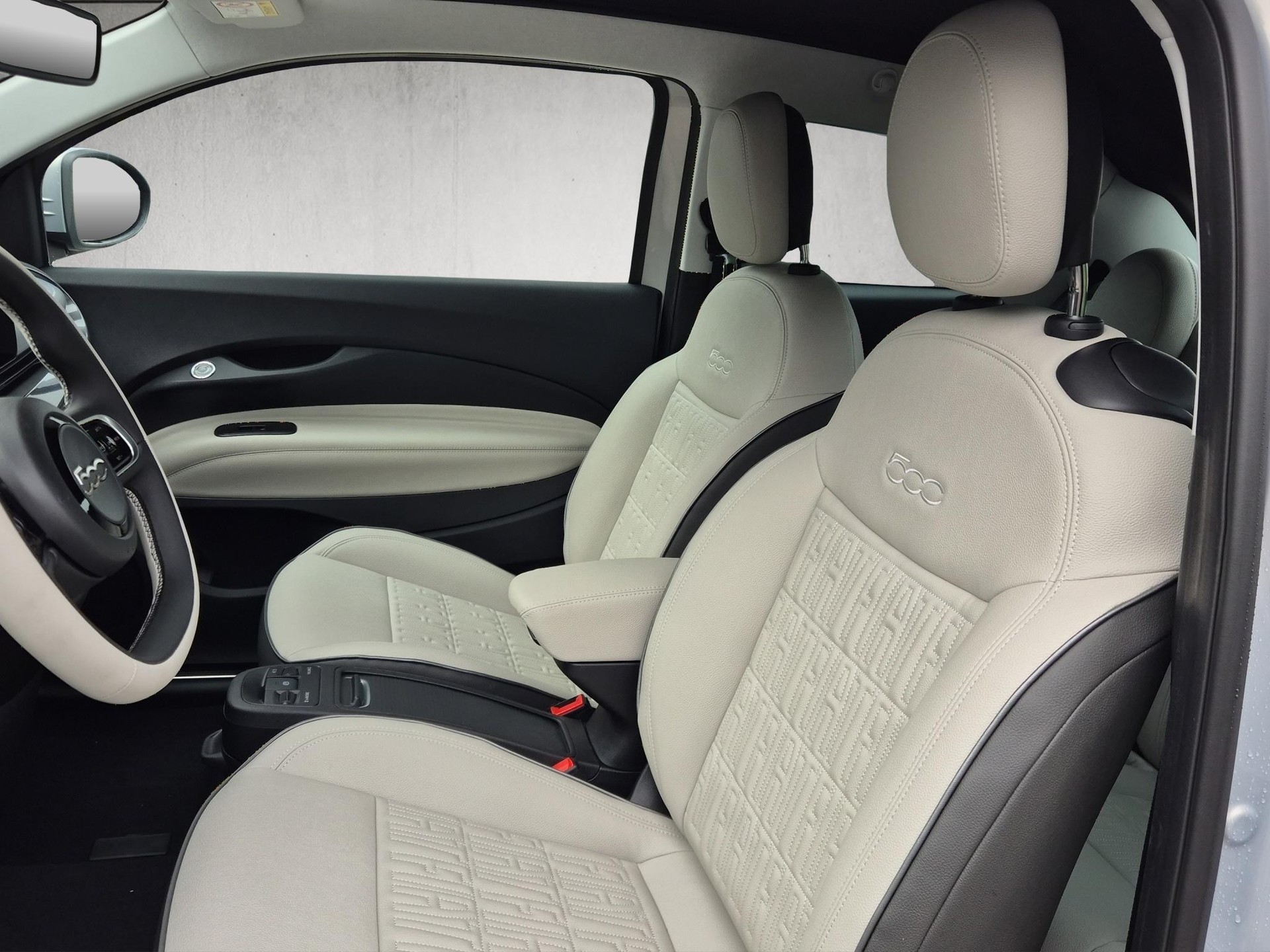 FIAT 500 Cabrio La Prima-image-9