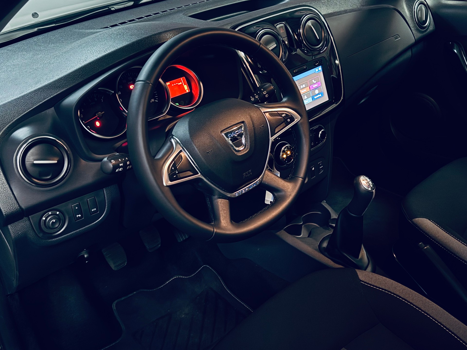DACIA Sandero Tce 90 Stepway Unlimited-image-14