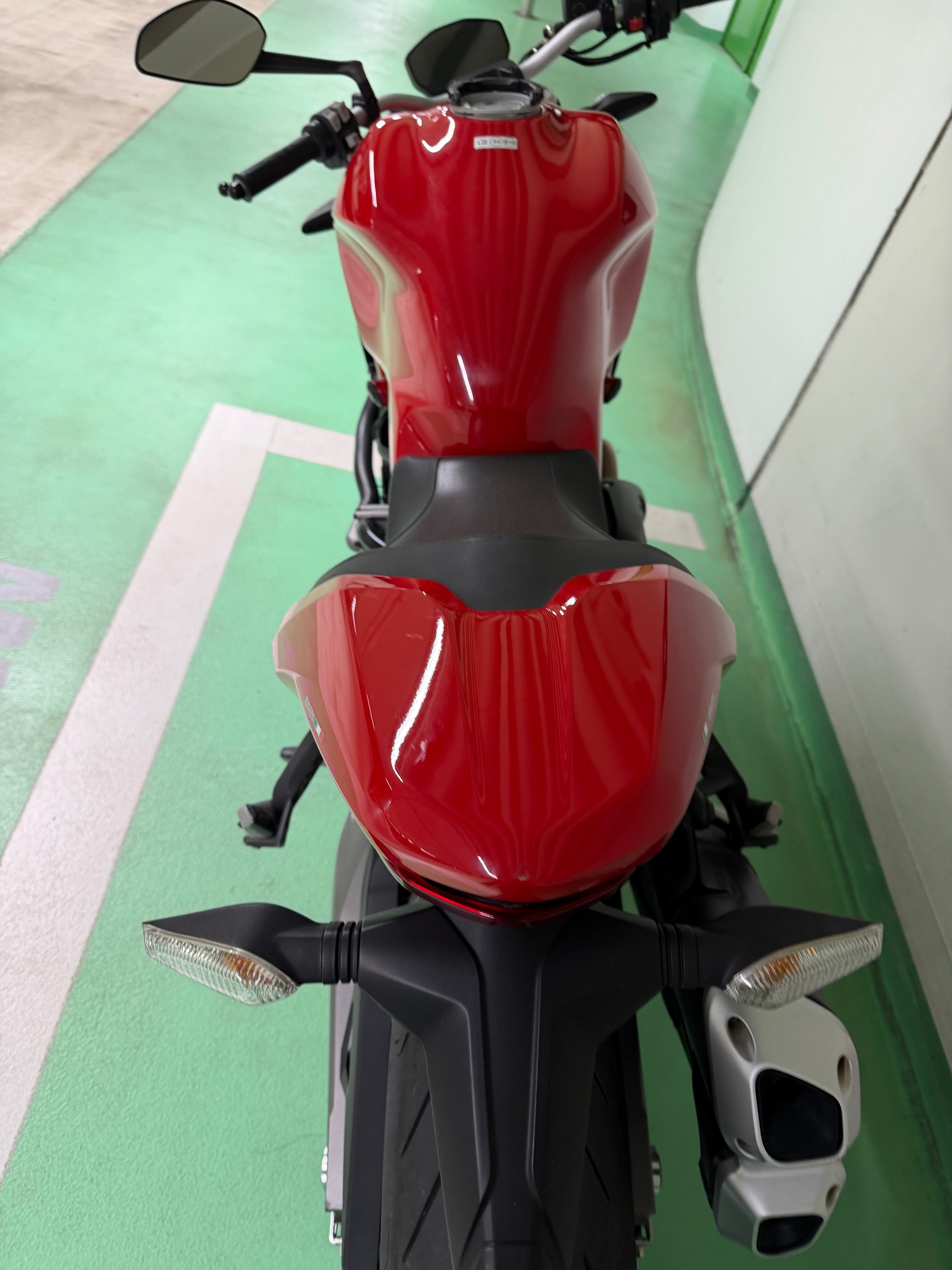 DUCATI Monster 821-image-5