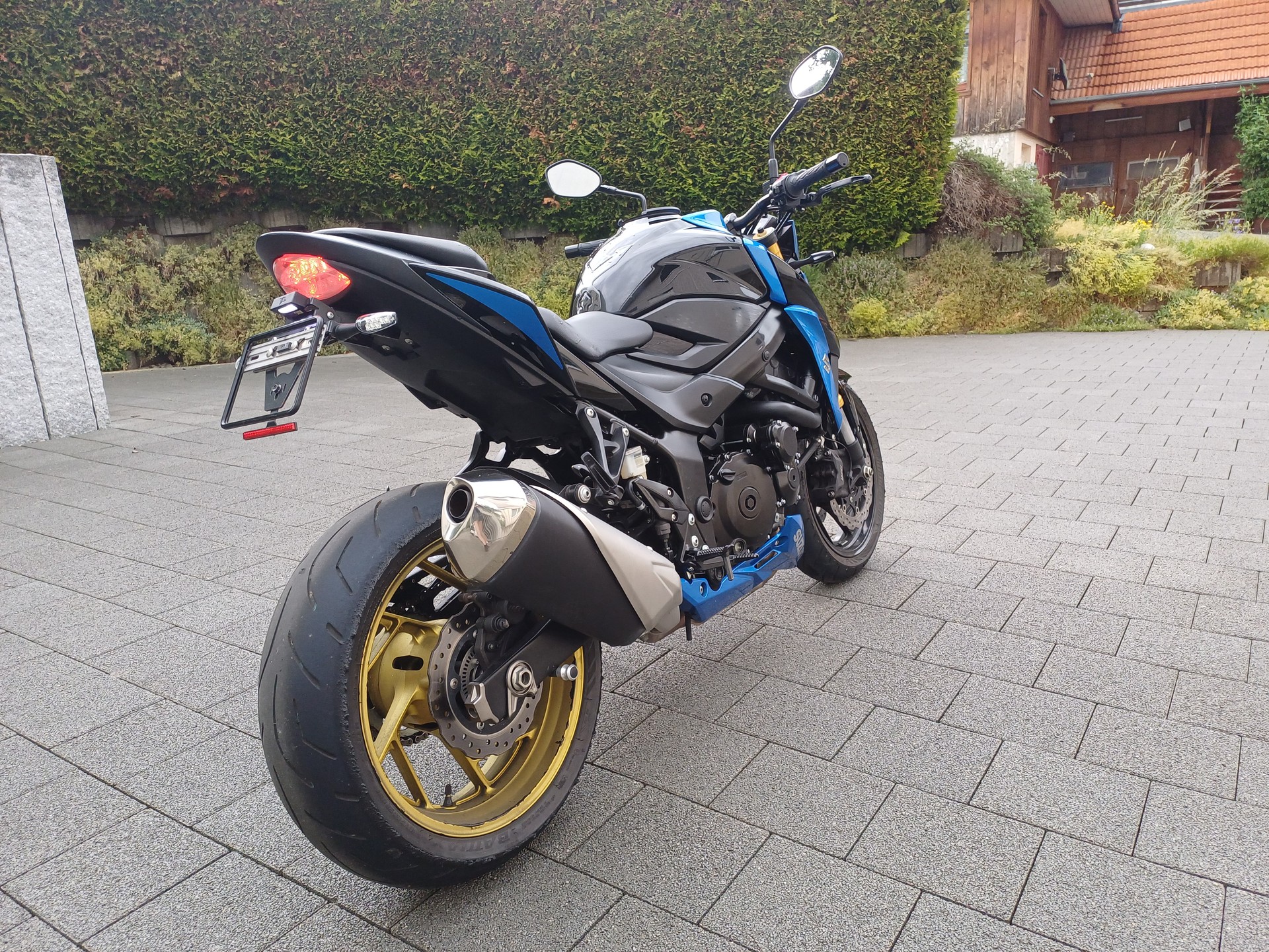 SUZUKI GSX-S 750 ABS (35kW)-image-4