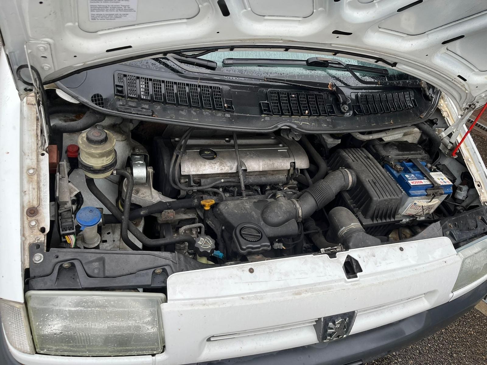 PEUGEOT Expert 2.0 220 C-image-5