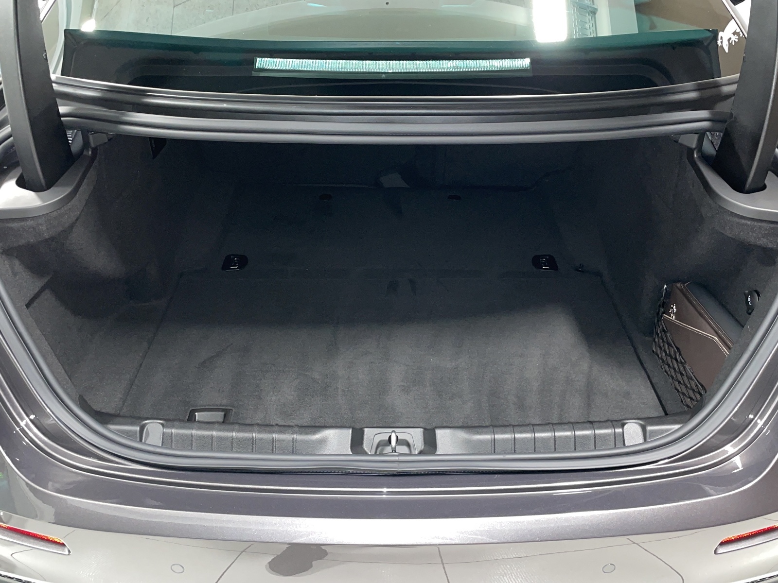 MASERATI Ghibli 3.0 V6 Modena-image-12