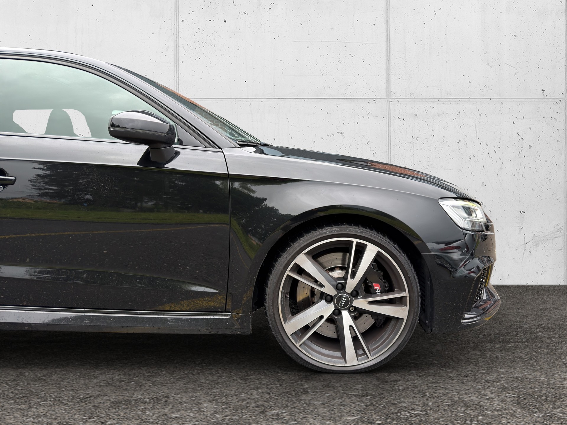 AUDI RS3 Sportback 2.5 TSI quattro S-tronic-image-9