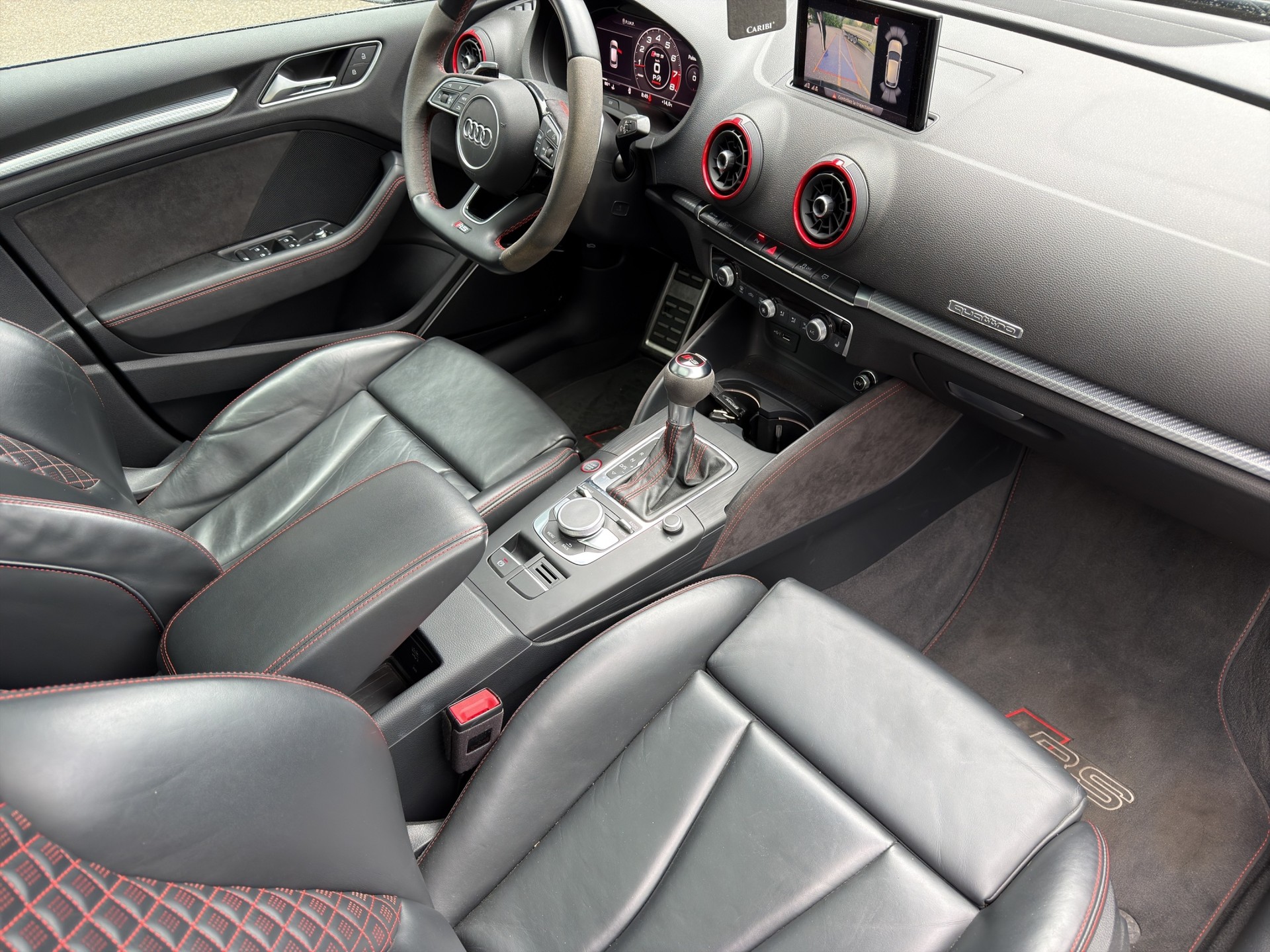 AUDI RS3 Sportback 2.5 TSI quattro S-tronic-image-23