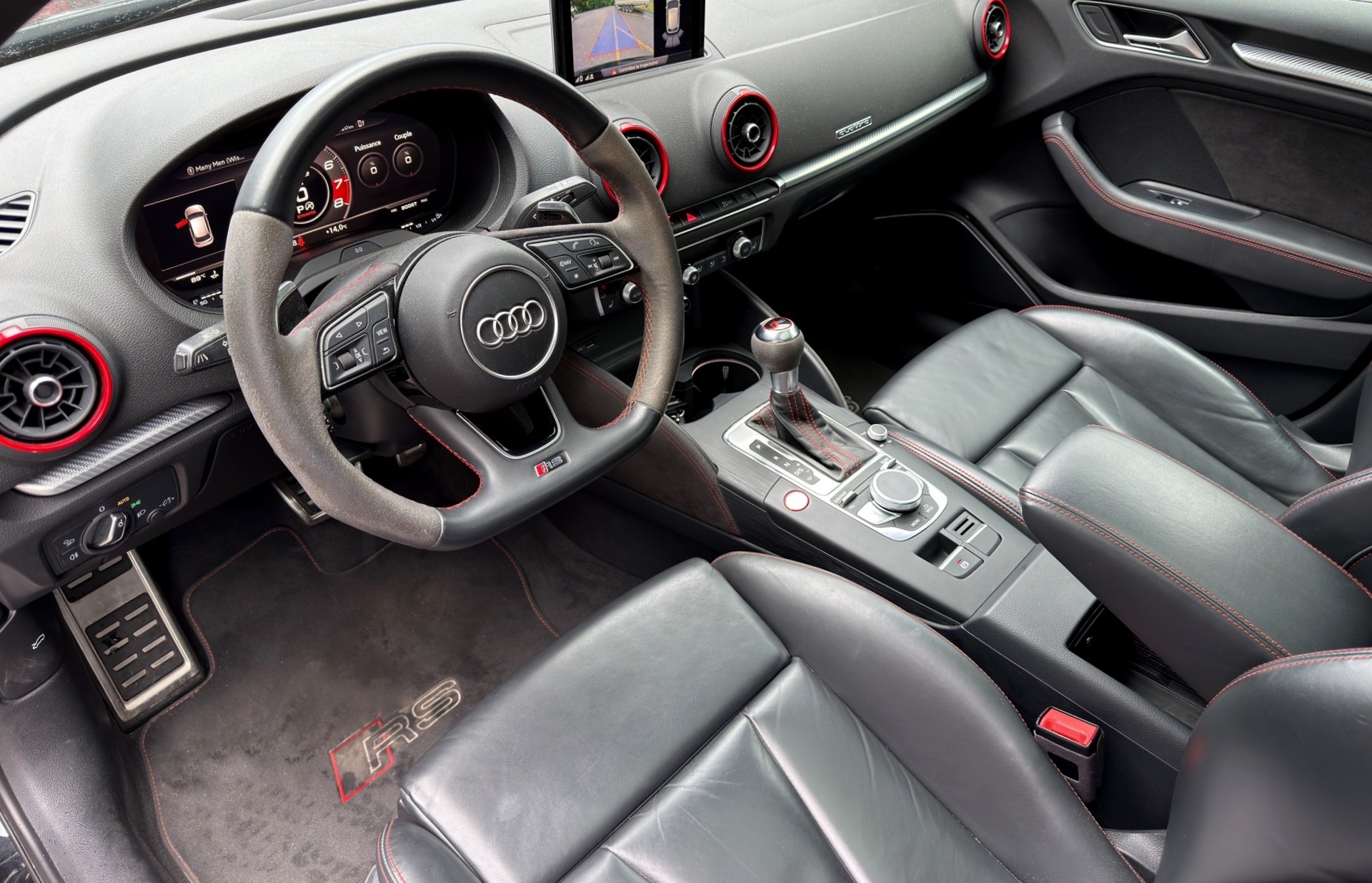 AUDI RS3 Sportback 2.5 TSI quattro S-tronic-image-12