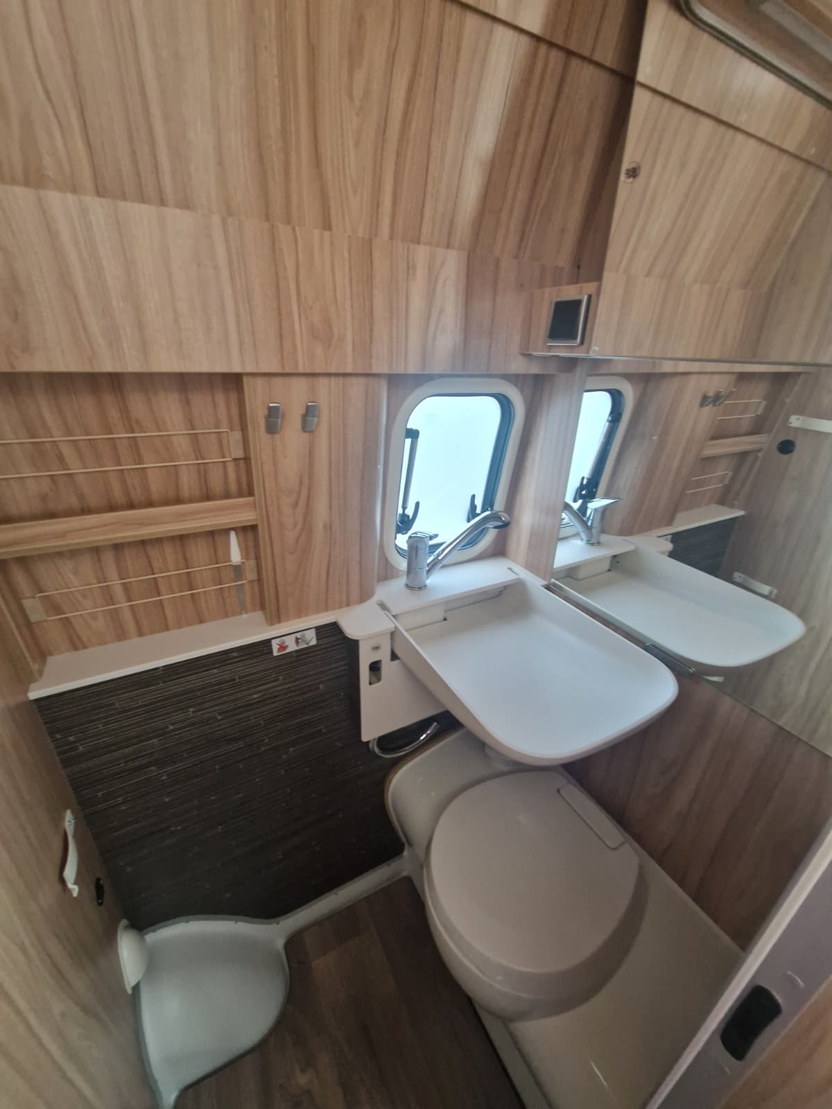 HYMER Mercedes Grand Canyon S-image-5