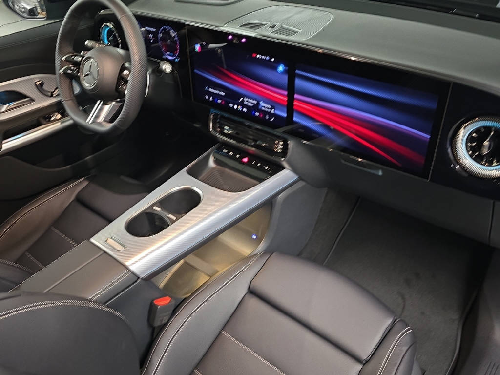 MERCEDES-BENZ GLB 220 AMG Line 4Matic-image-10