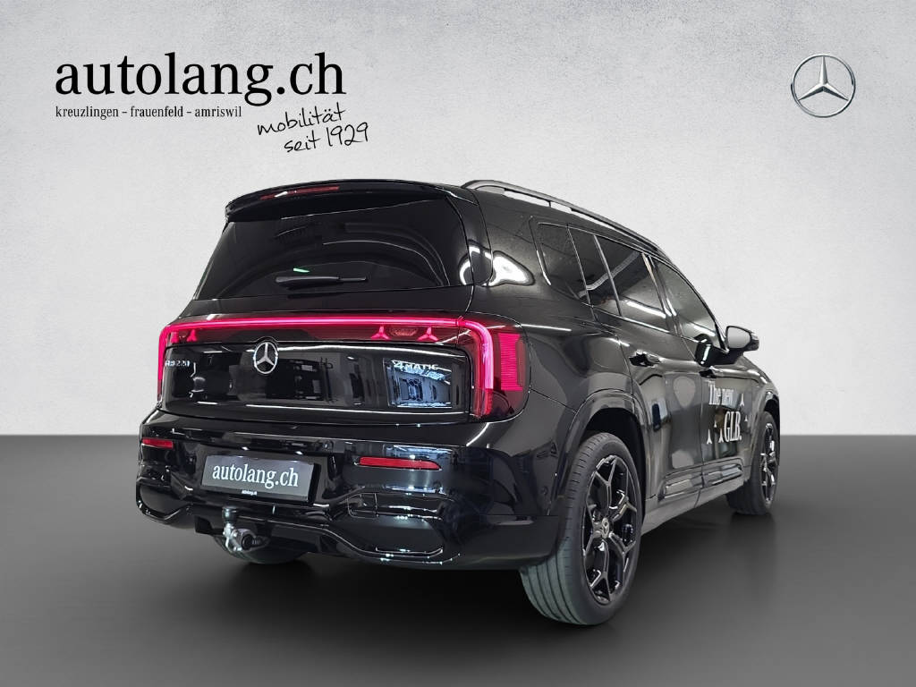 MERCEDES-BENZ GLB 220 AMG Line 4Matic-image-3