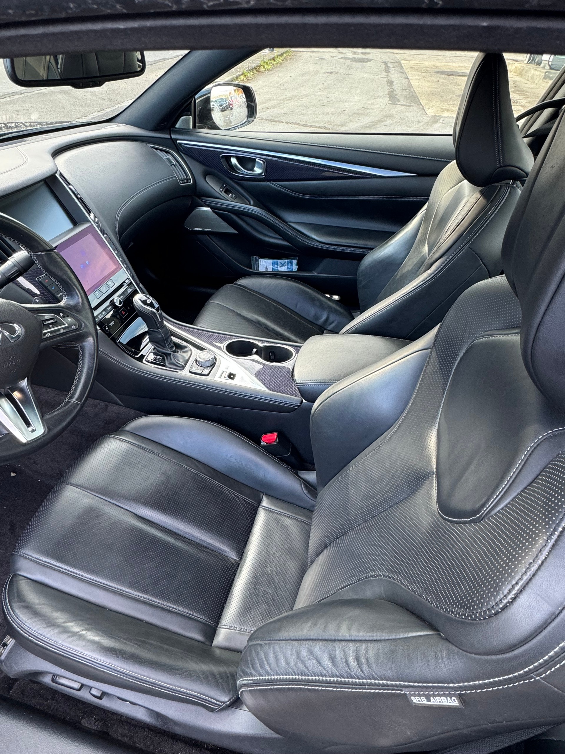 INFINITI Q60 3.0t Coupé Sport AWD Automatic-image-7