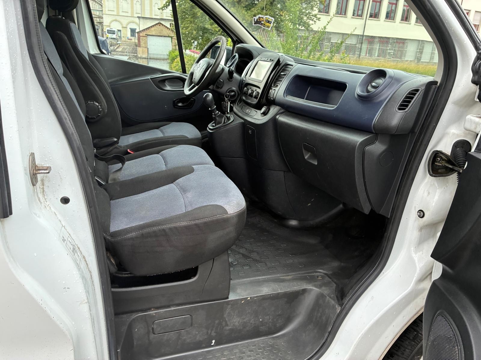 OPEL Vivaro 1.6 CDTI 2.9t L2H1-image-3
