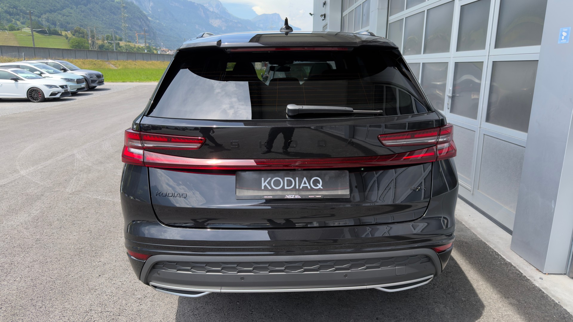 SKODA Kodiaq SL 2.0TSI 204PS 7DSG4x4 2000ccm 204PS/150kW 4 Zylinder TSI Benzin 2000ccm 204PS/150kW 4 Zylinder TSI Benzin-image-2