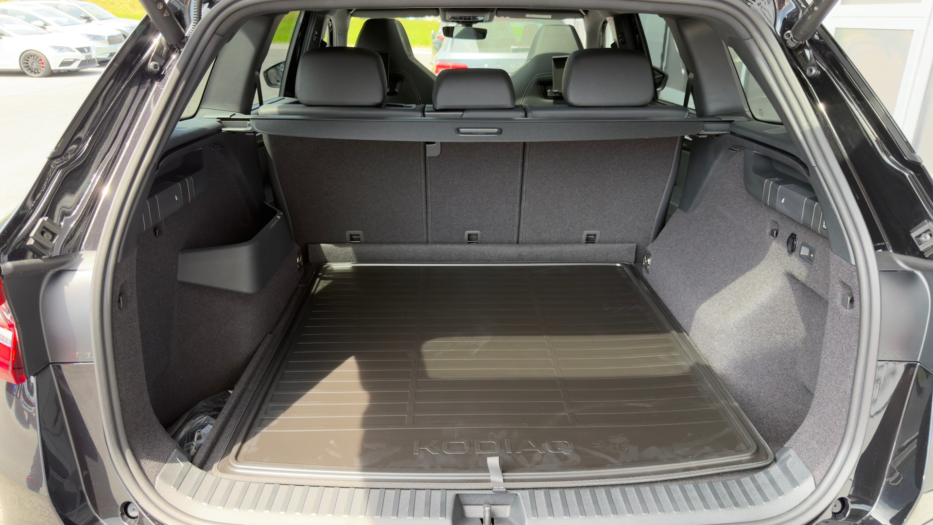 SKODA Kodiaq SL 2.0TSI 204PS 7DSG4x4 2000ccm 204PS/150kW 4 Zylinder TSI Benzin 2000ccm 204PS/150kW 4 Zylinder TSI Benzin-image-5