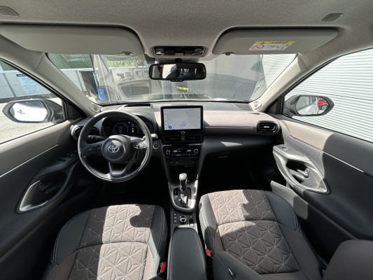 TOYOTA Yaris Cross 1.5 Prem. AWD-image-5
