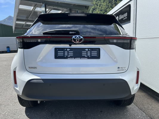 TOYOTA Yaris Cross 1.5 Prem. AWD-image-4