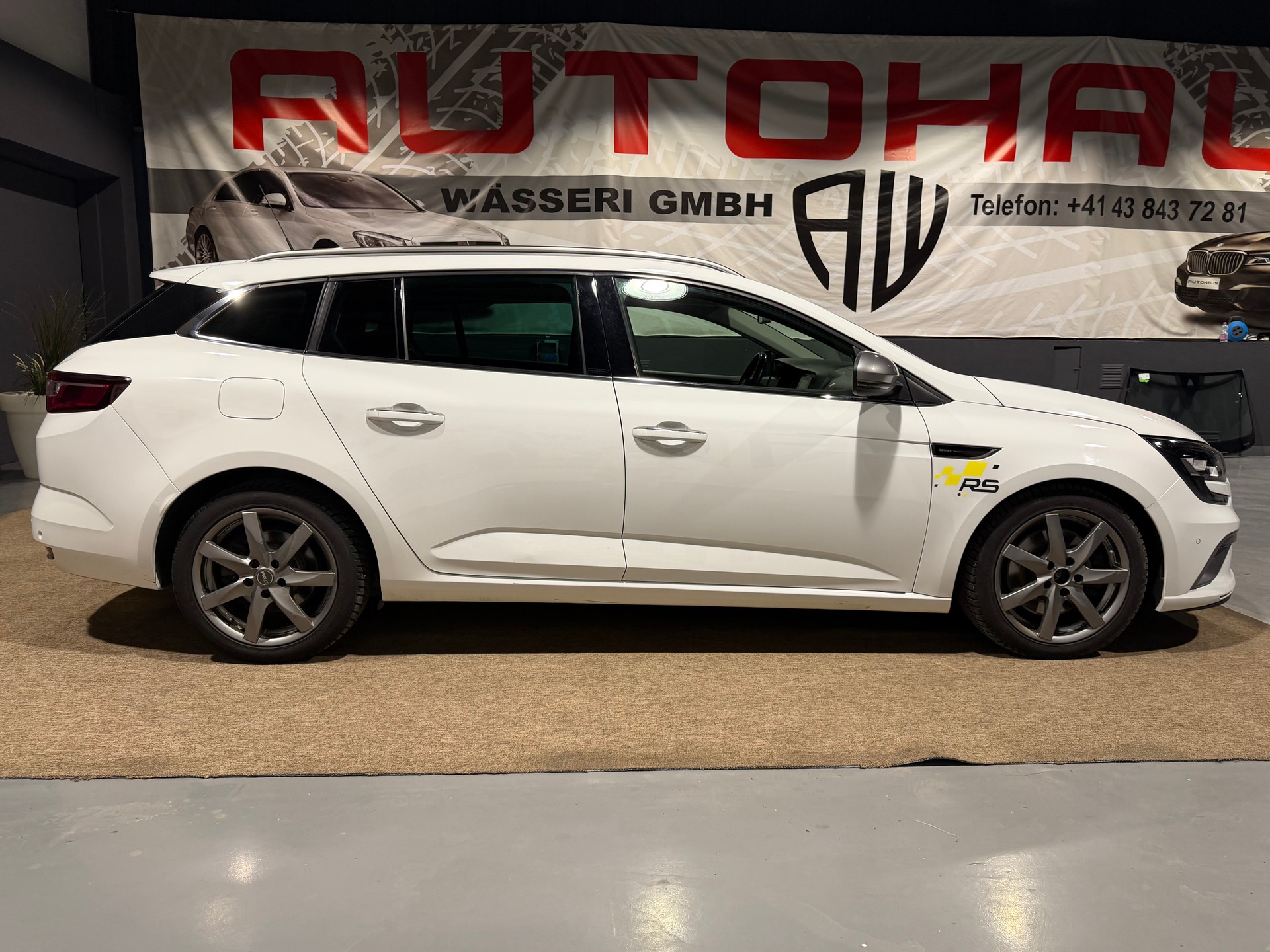 RENAULT Mégane Grandtour 1.6 16V Turbo GT EDC-image-1