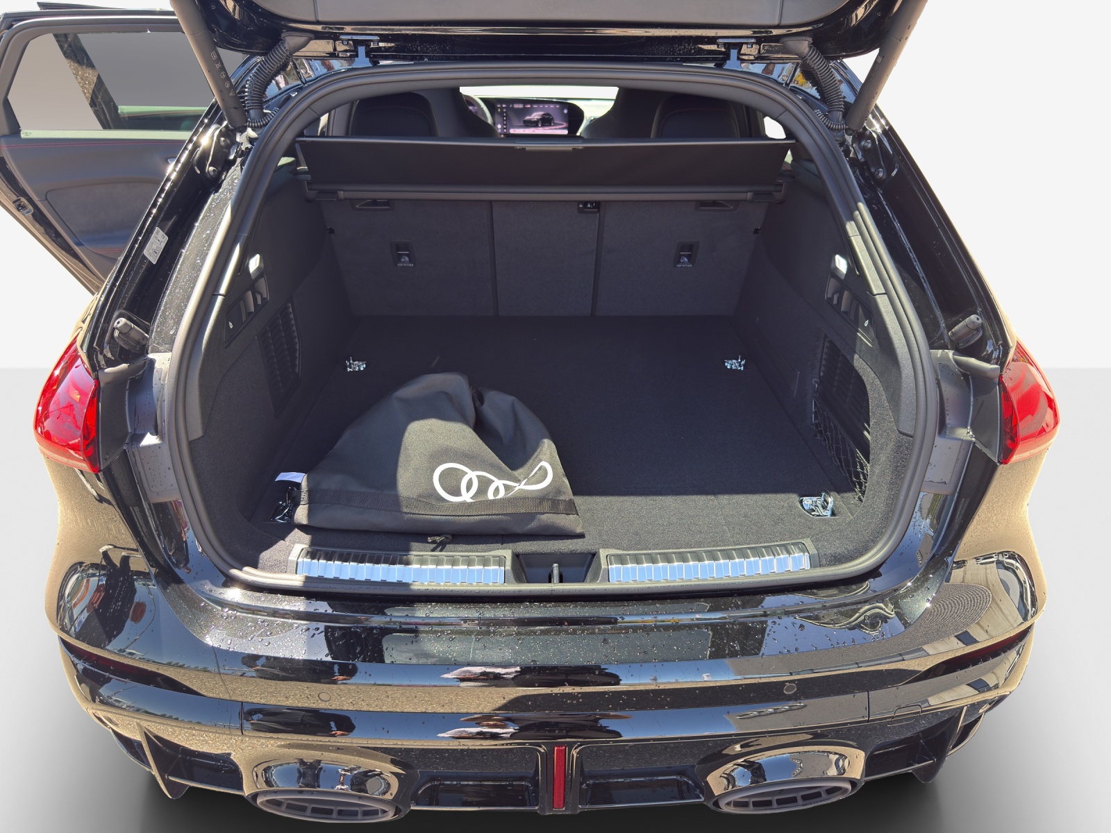AUDI RS 5 Avant TFSI 470 kW Tiptronic quattro-image-12