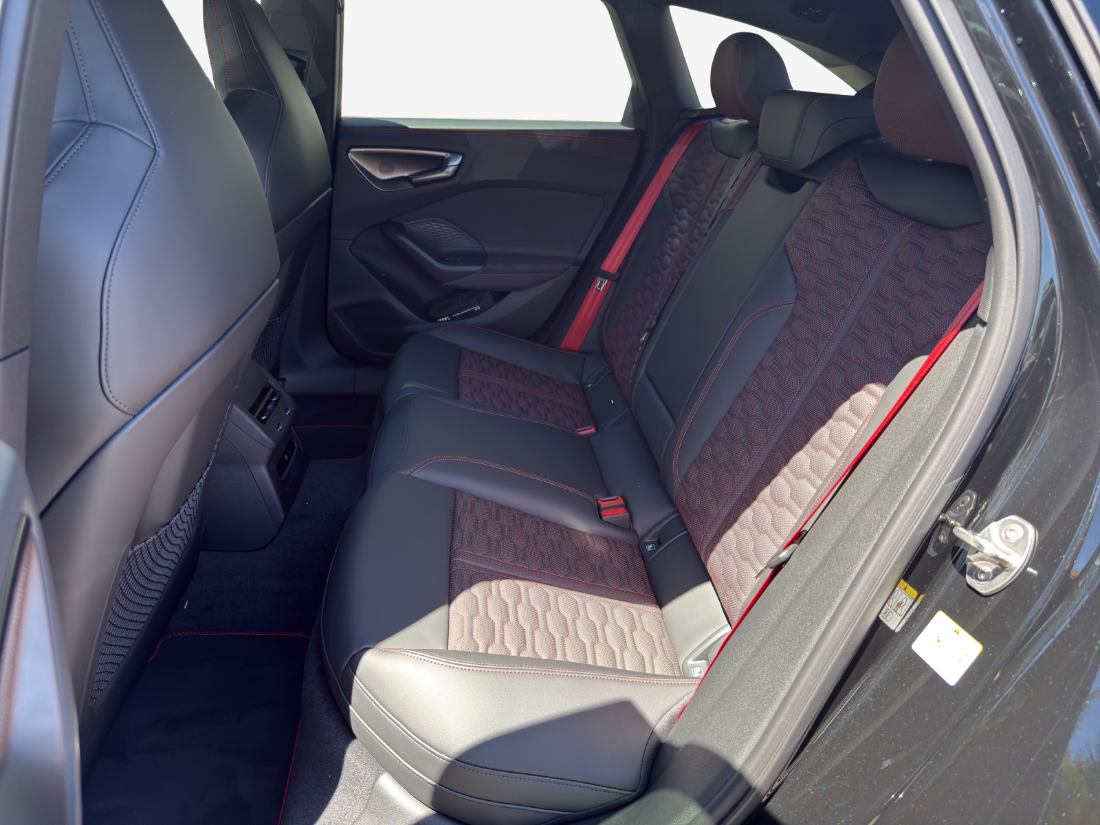 AUDI RS 5 Avant TFSI 470 kW Tiptronic quattro-image-11