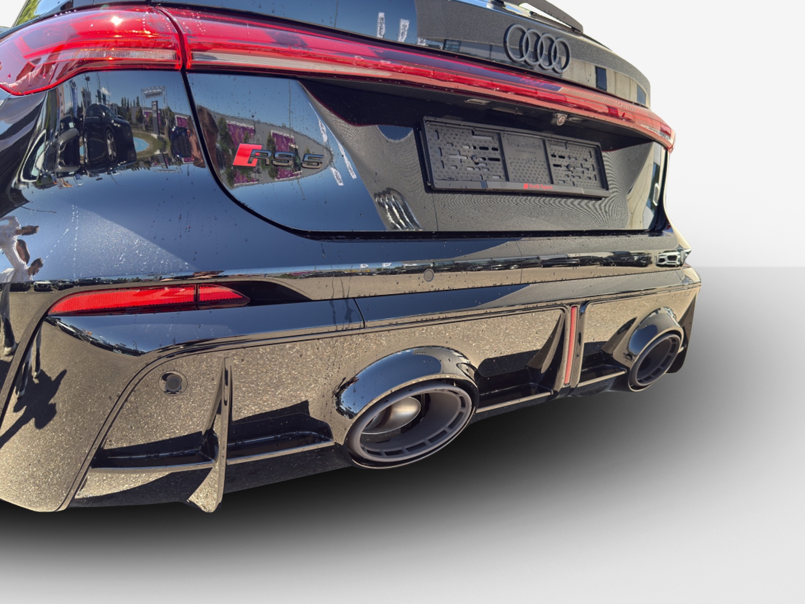 AUDI RS 5 Avant TFSI 470 kW Tiptronic quattro-image-15