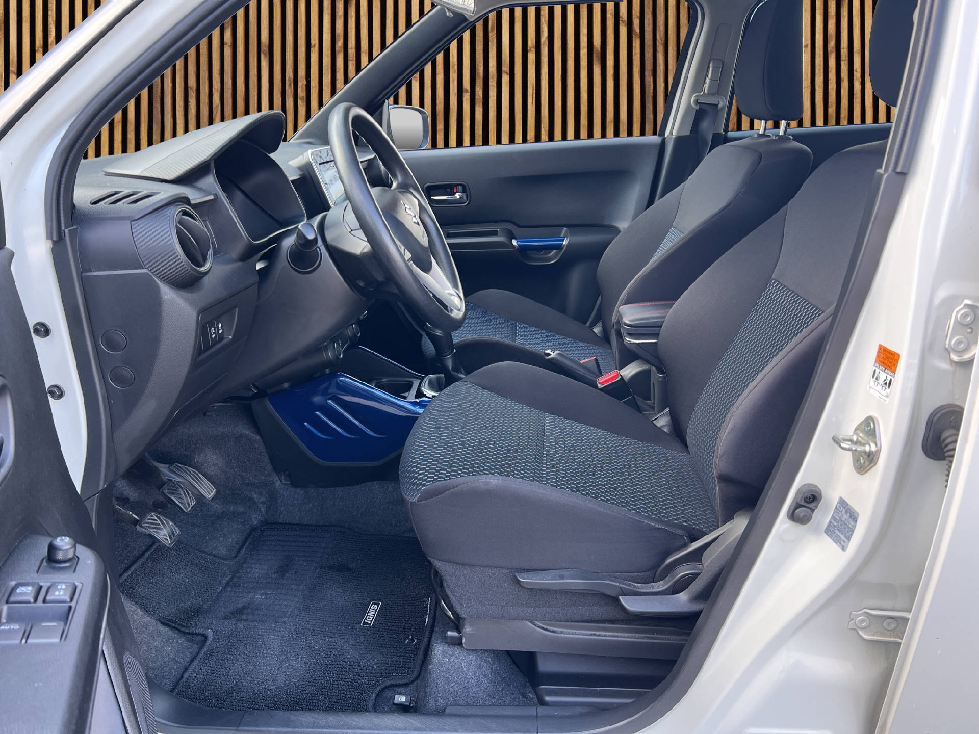 SUZUKI Ignis 1.2 Compact+ Hybrid-image-8