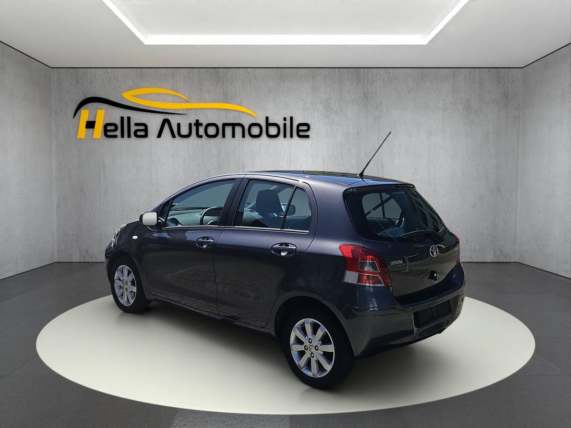 TOYOTA Yaris 1.33 Linea Sol-image-2