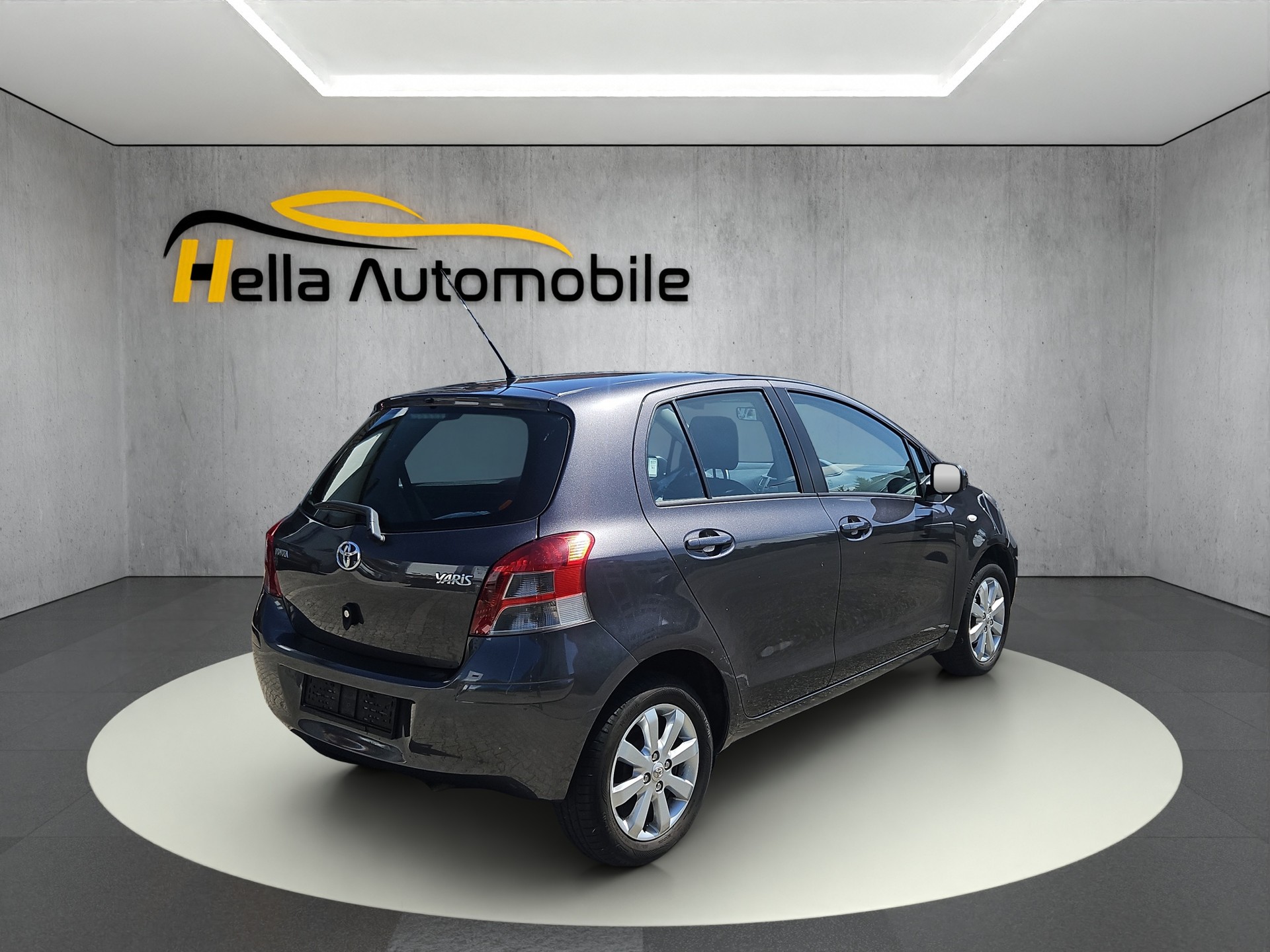 TOYOTA Yaris 1.33 Linea Sol-image-1