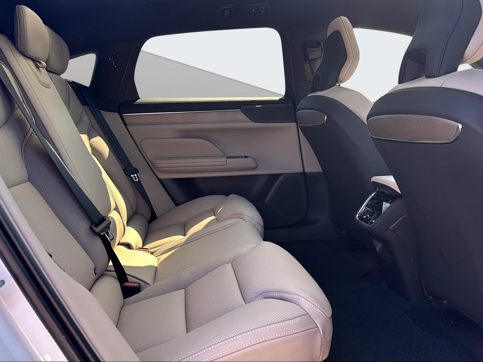 VOLVO ES90 Twin Ultra AWD-image-10