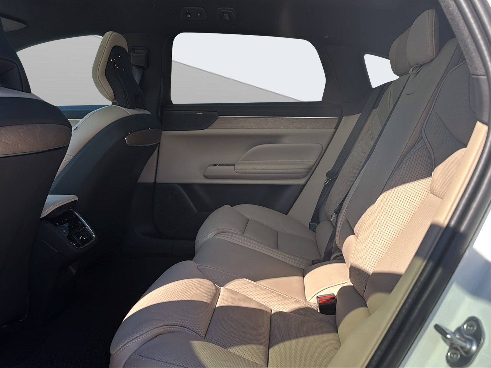 VOLVO ES90 Twin Ultra AWD-image-13