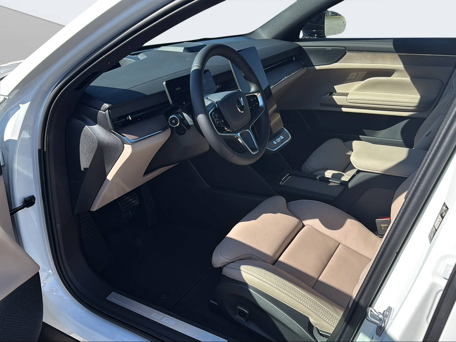 VOLVO ES90 Twin Ultra AWD-image-9