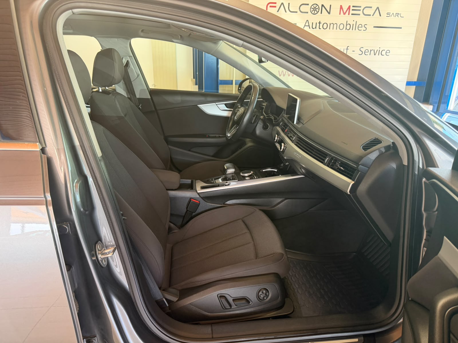AUDI A4 allroad 3.0 TDI quattro tiptronic-image-22