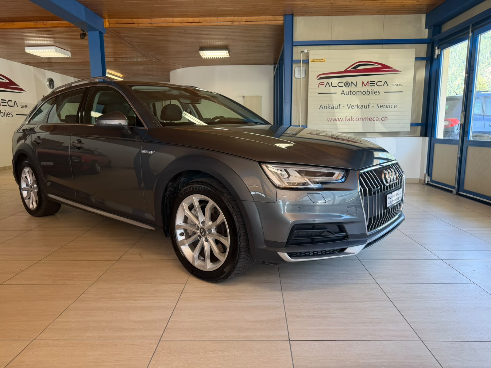 AUDI A4 allroad 3.0 TDI quattro tiptronic-image-1