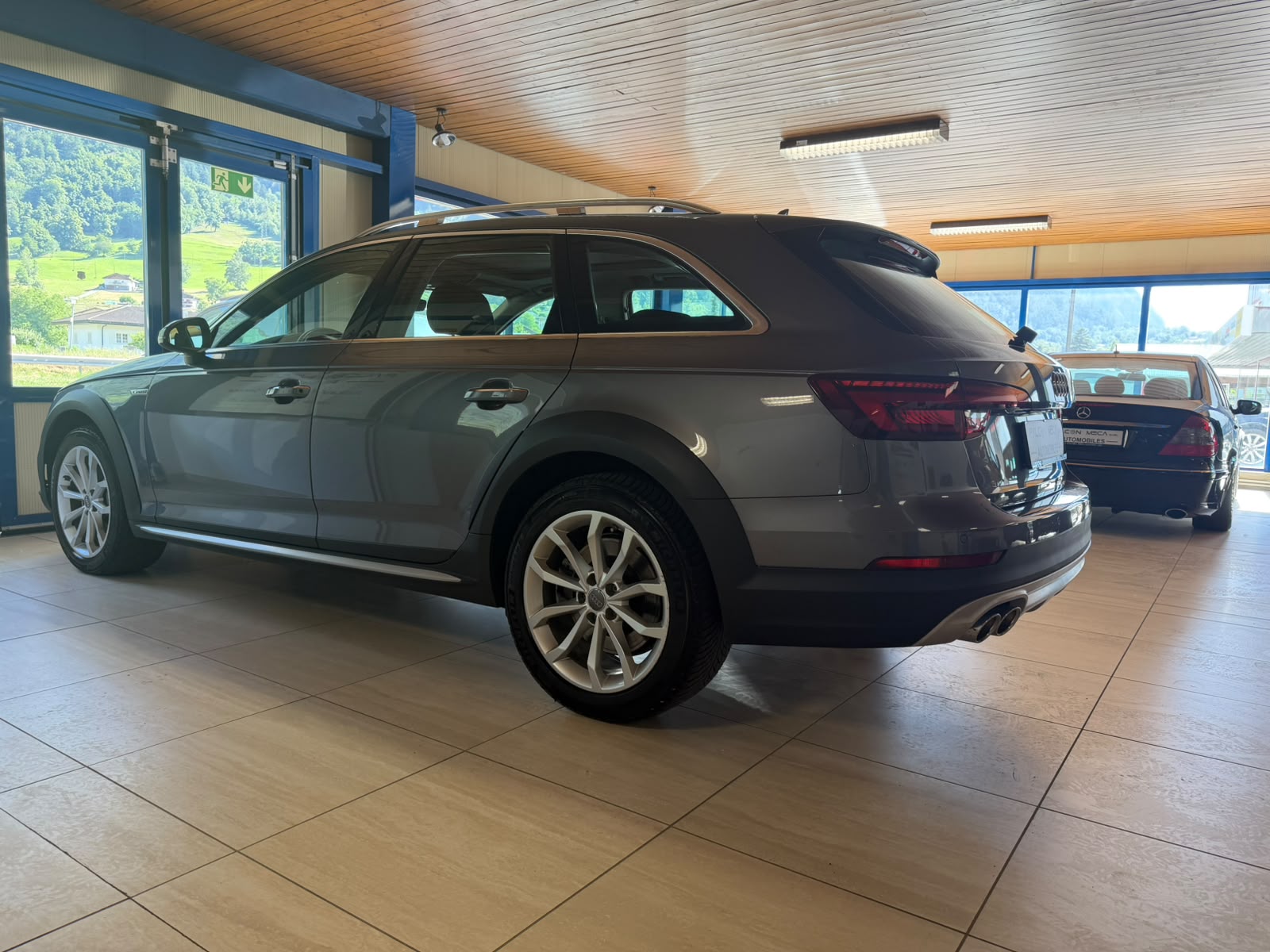 AUDI A4 allroad 3.0 TDI quattro tiptronic-image-8