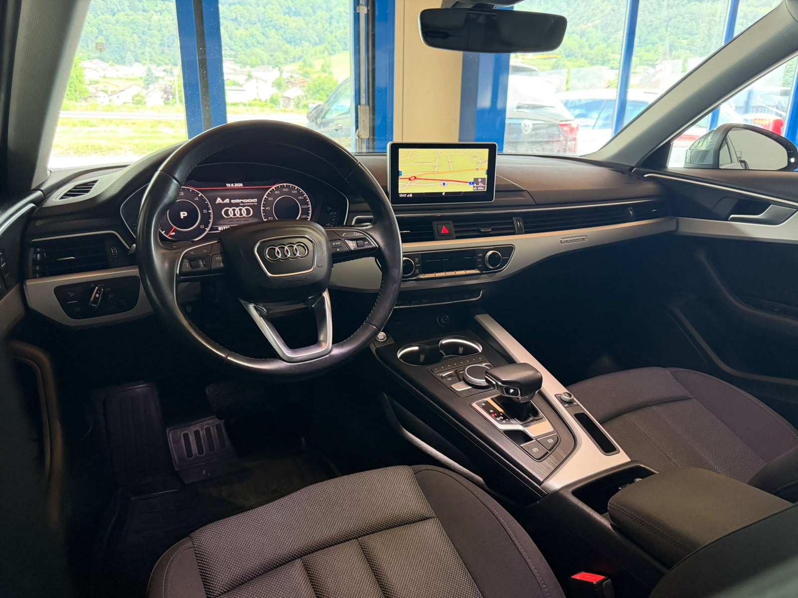 AUDI A4 allroad 3.0 TDI quattro tiptronic-image-16