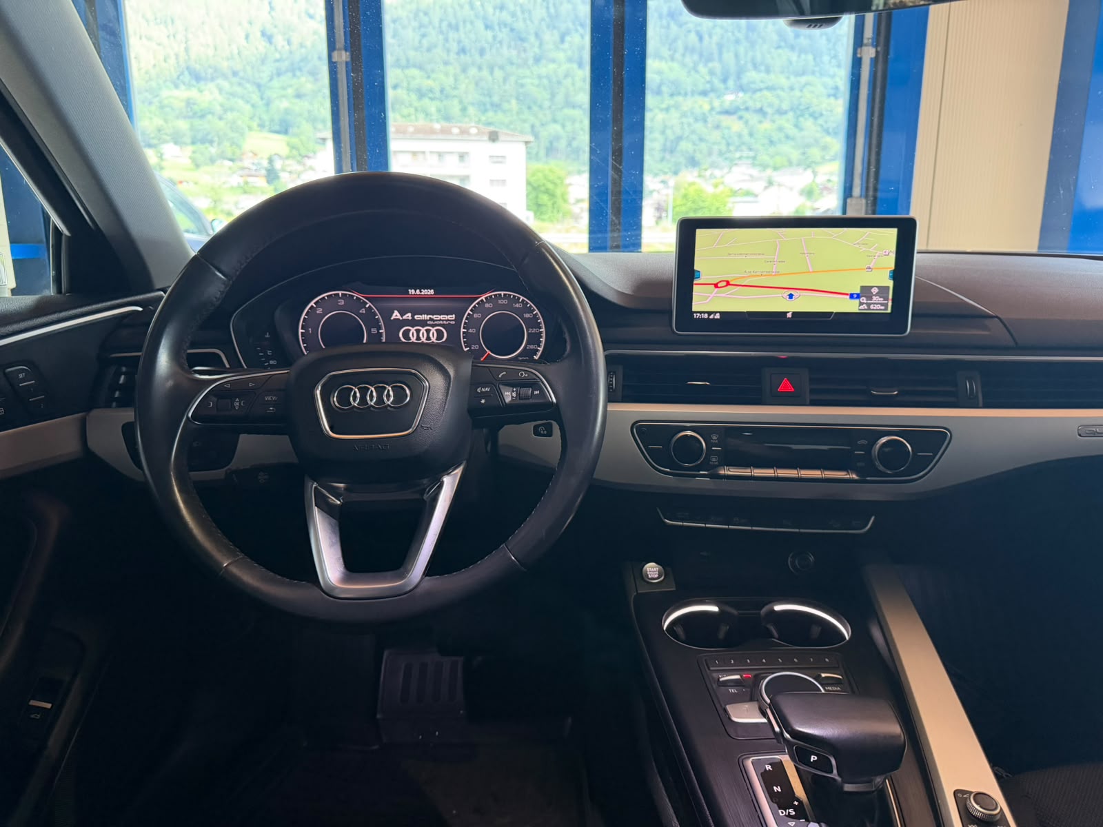 AUDI A4 allroad 3.0 TDI quattro tiptronic-image-14