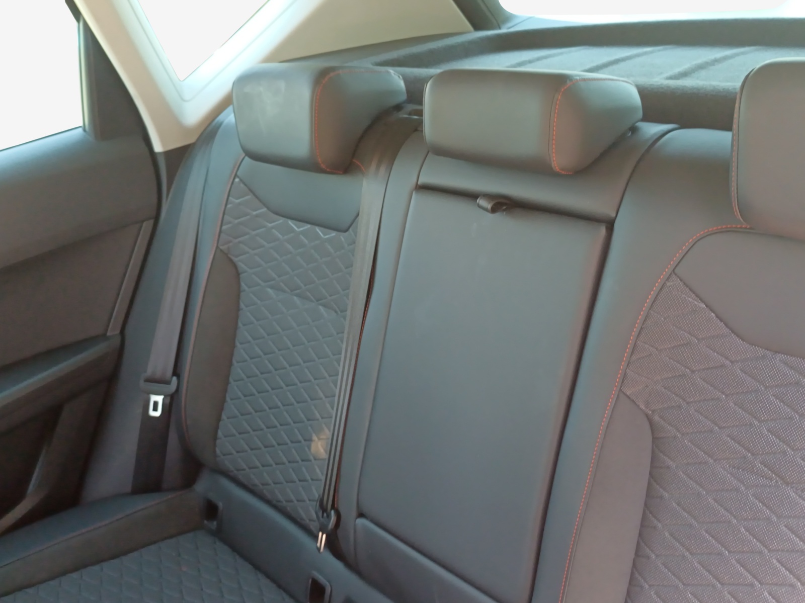 SEAT Ateca 1.5 TSI EVO DSG FR-image-11