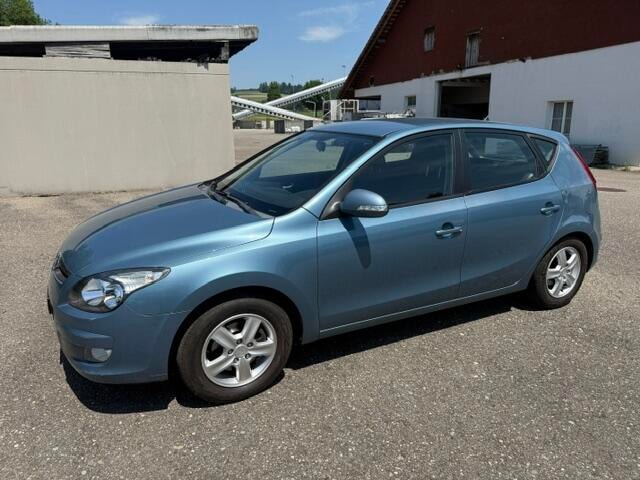 HYUNDAI i30 1.6 20th Anniversary Edition-image-2
