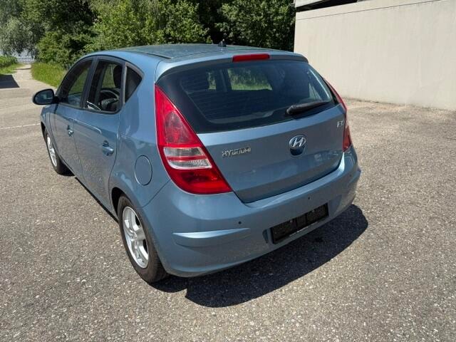 HYUNDAI i30 1.6 20th Anniversary Edition-image-3