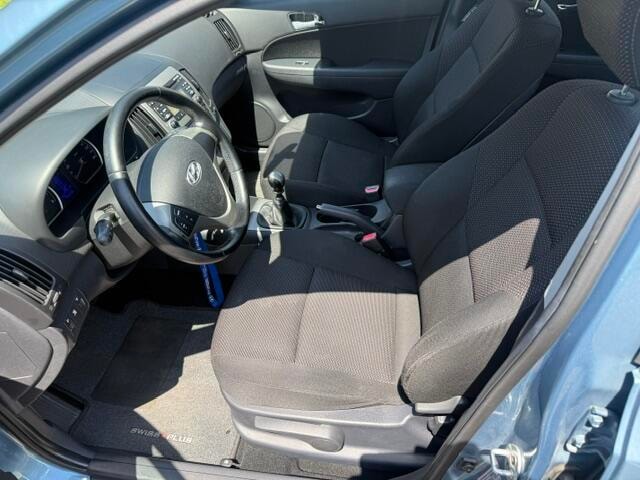 HYUNDAI i30 1.6 20th Anniversary Edition-image-7