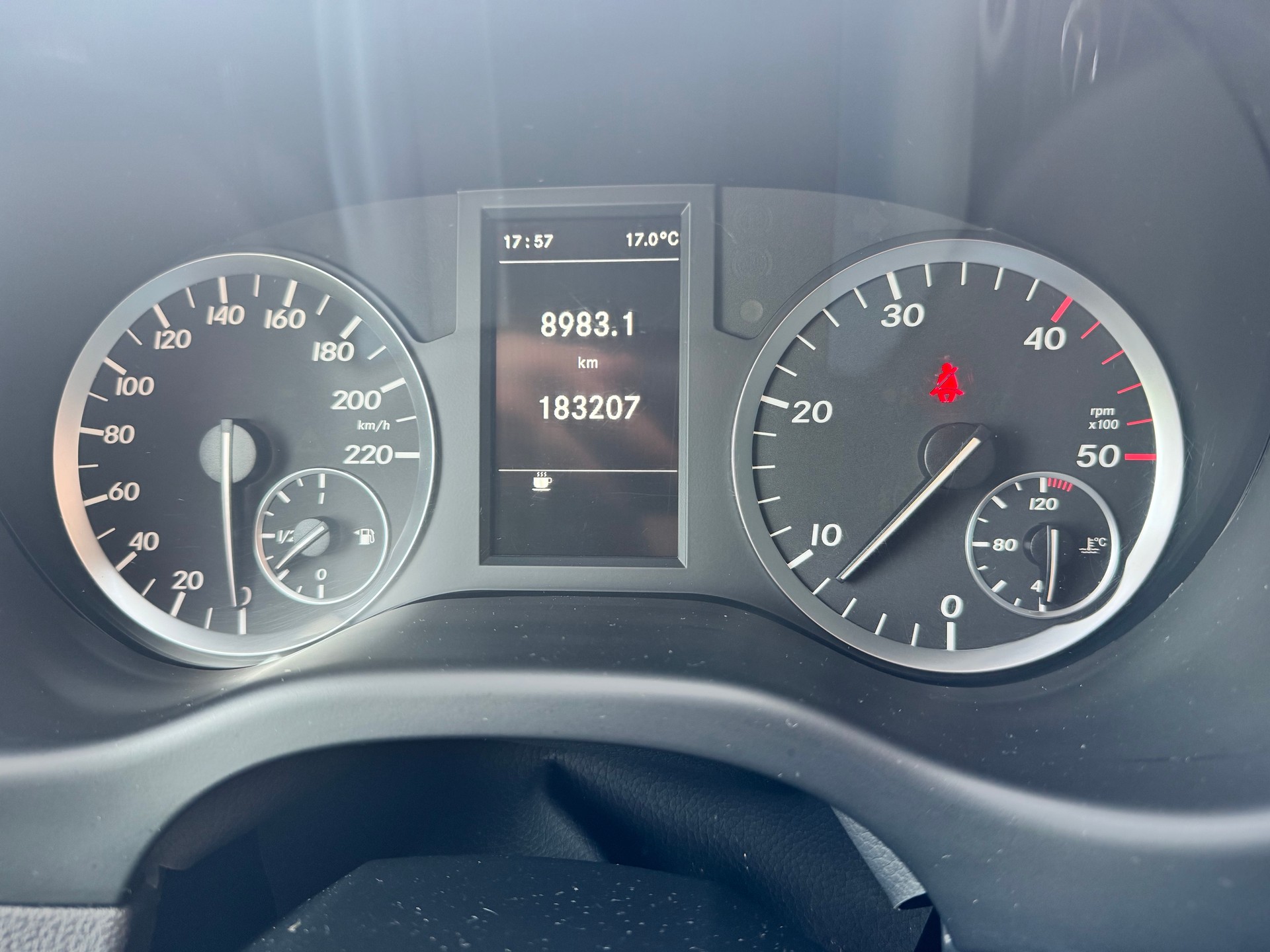MERCEDES-BENZ Vito 114 CDI 136 PS lang Kühlfahrzeug mit STANDKÜHLUNG-image-9