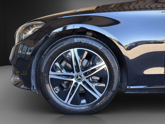 MERCEDES-BENZ C 180-image-5