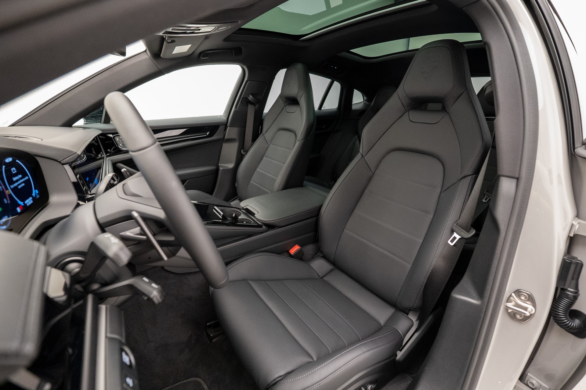 PORSCHE Panamera 4 E-Hybrid PDK-image-7