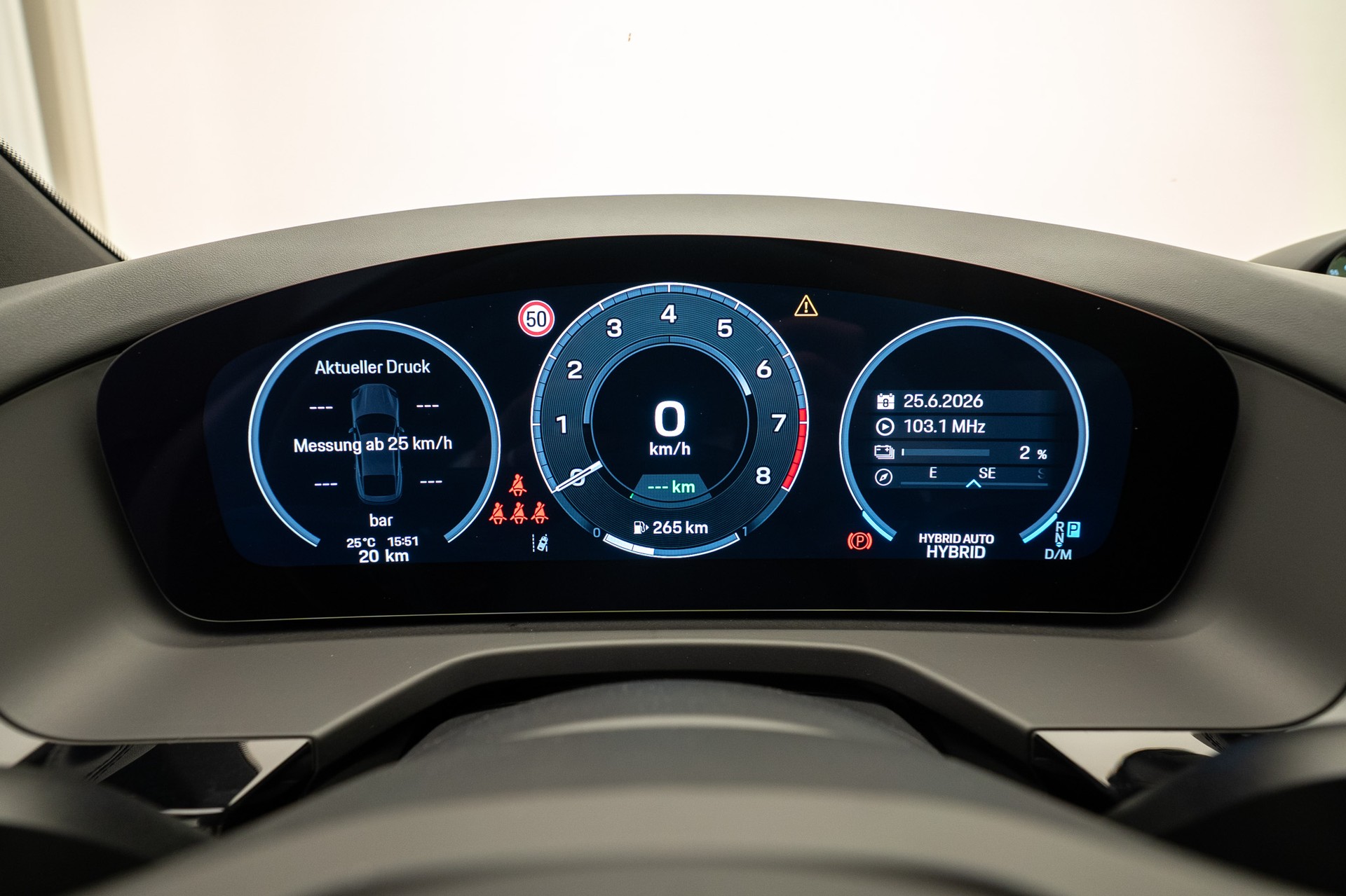PORSCHE Panamera 4 E-Hybrid PDK-image-10