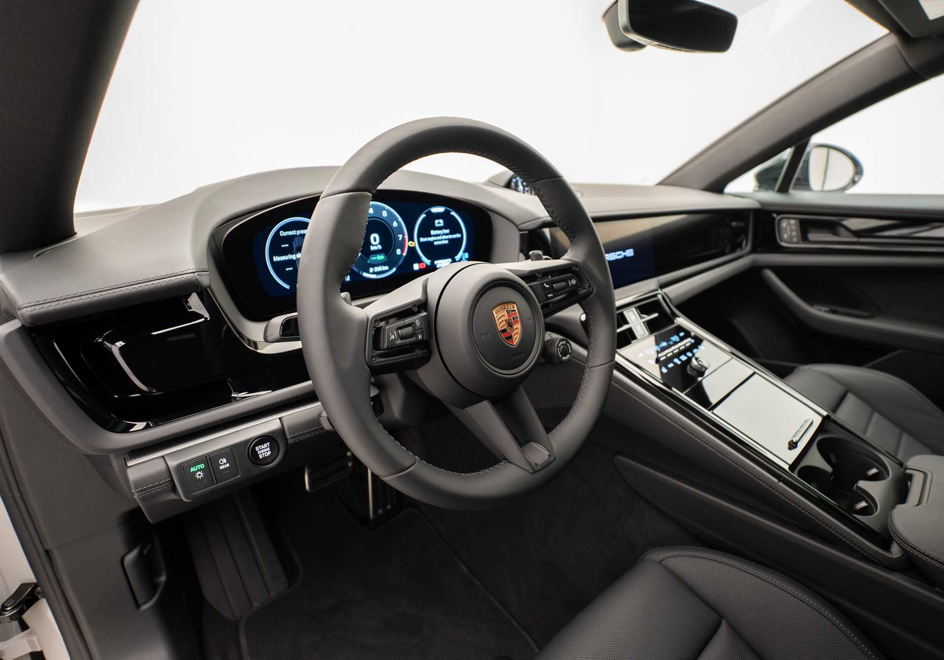 PORSCHE Panamera 4 E-Hybrid PDK-image-8