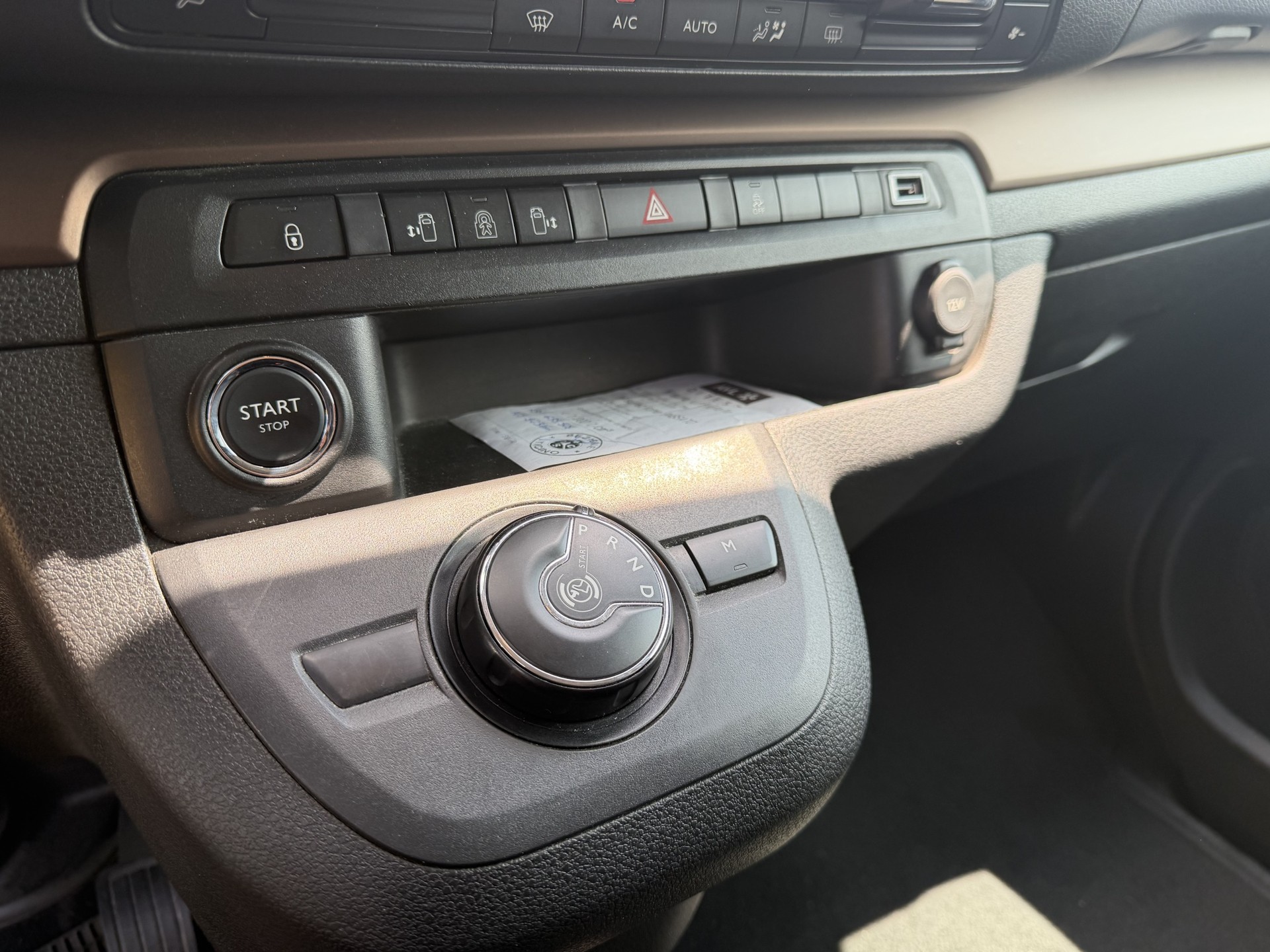 TOYOTA Proace Verso 2.0 D-4D Family Medium Automatic-image-12