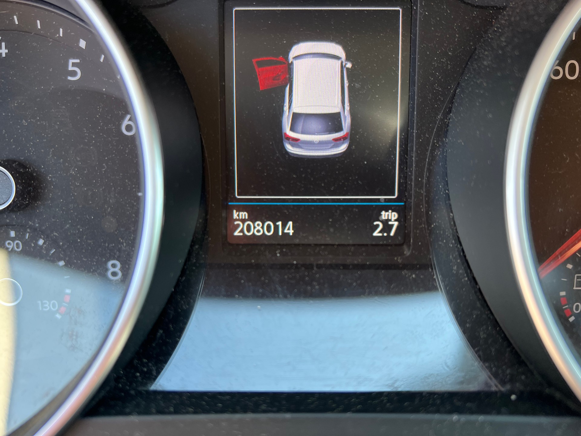 VW Tiguan 2.0TSI Comfortline 4Motion DSG-image-7