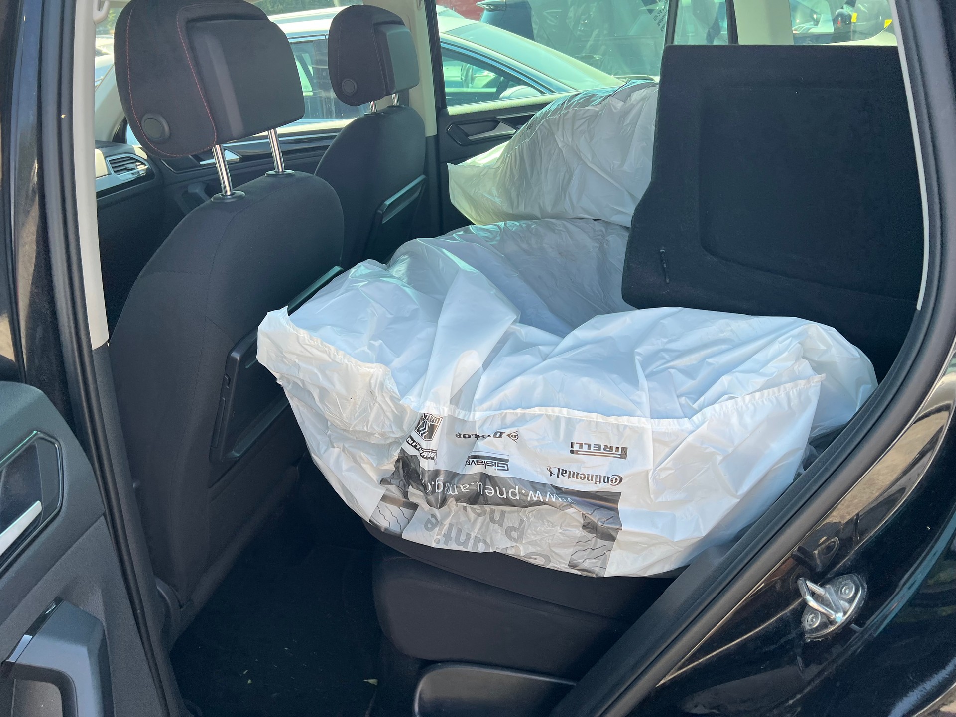 VW Tiguan 2.0TSI Comfortline 4Motion DSG-image-5