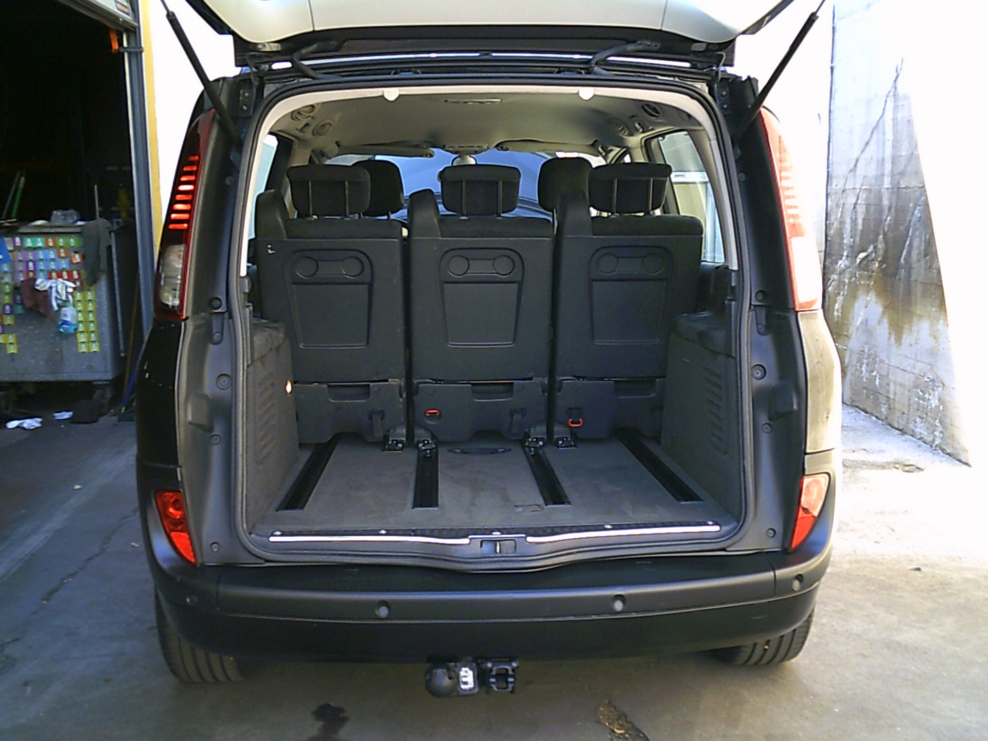 RENAULT Espace 2.0 dCi Privilège Automatic-image-7