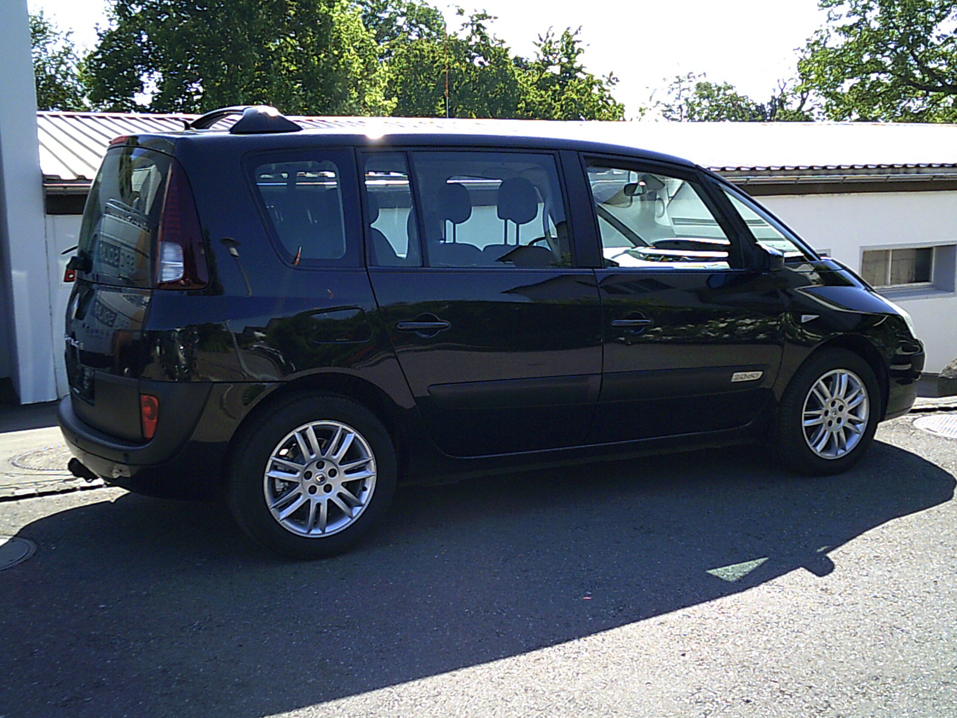 RENAULT Espace 2.0 dCi Privilège Automatic-image-1