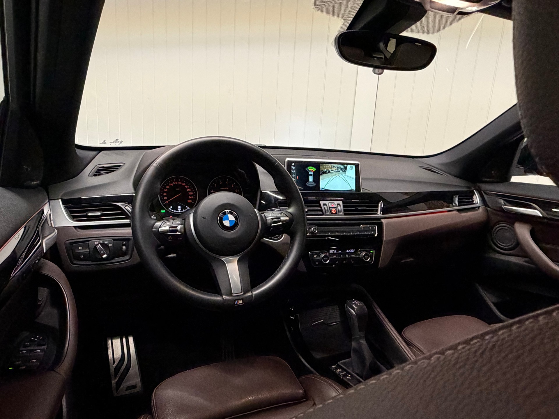 BMW X1 xDrive 25i M Sport Steptronic Ab MFK & Service-image-14
