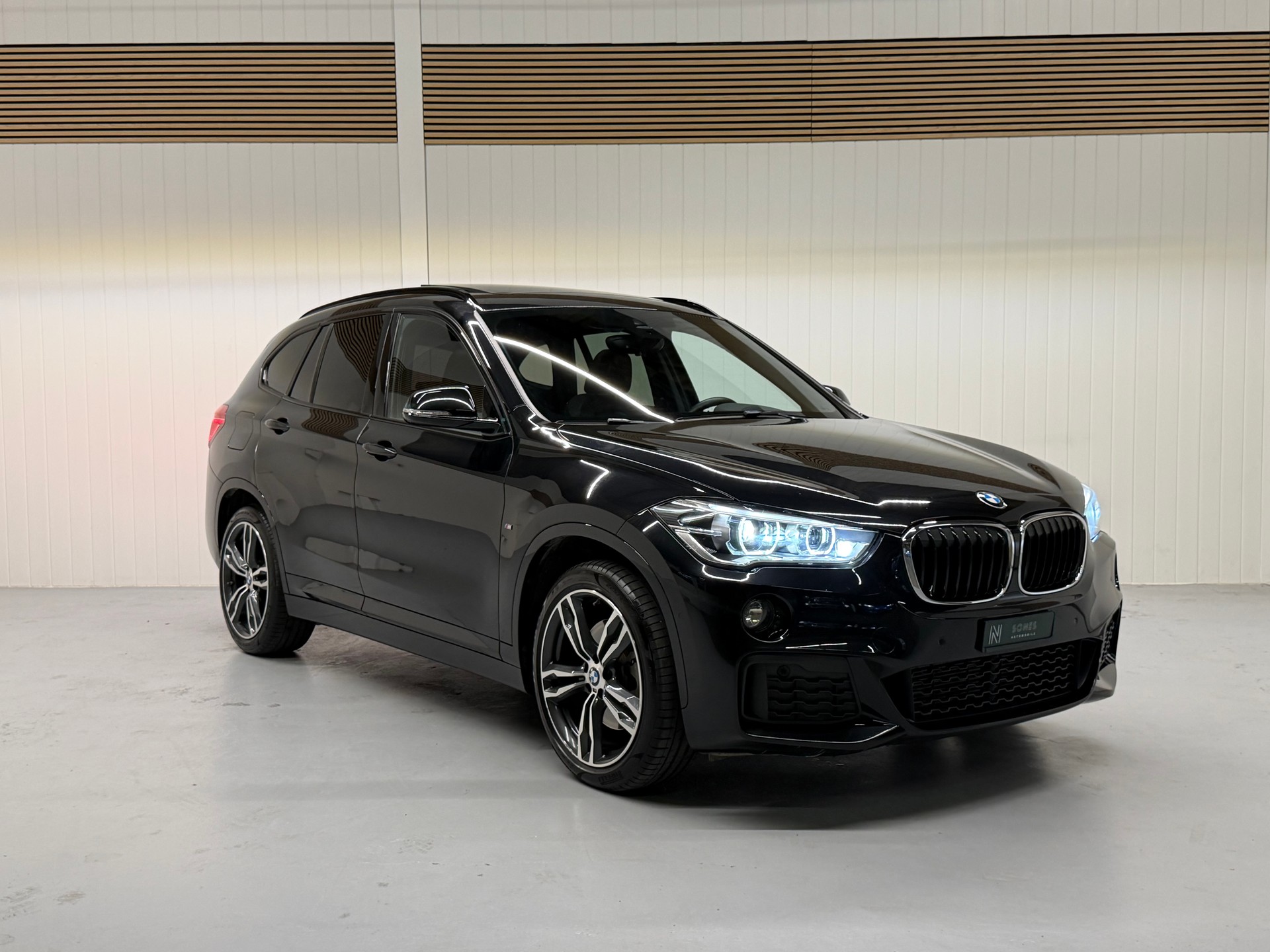 BMW X1 xDrive 25i M Sport Steptronic Ab MFK & Service-image-7