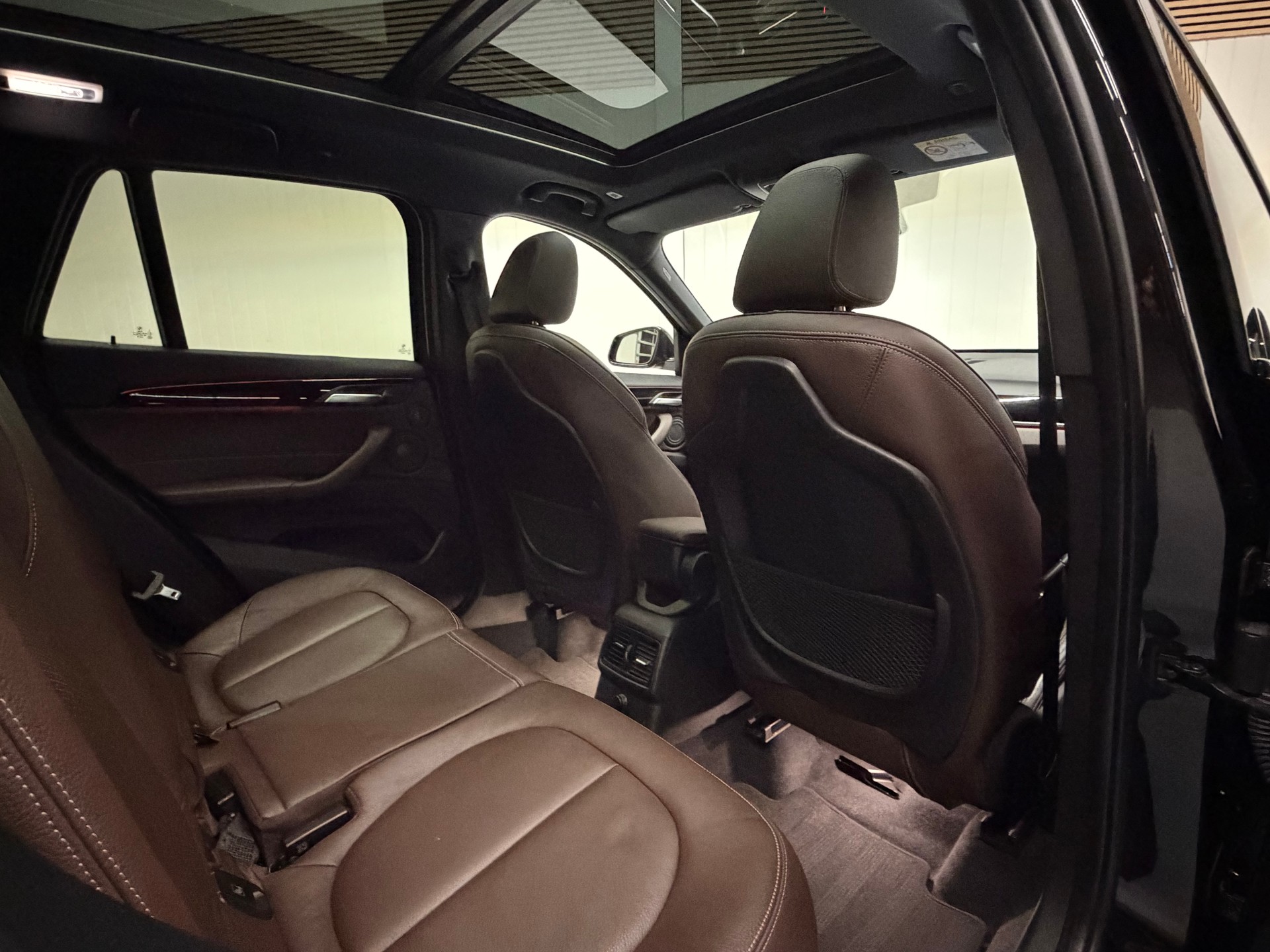 BMW X1 xDrive 25i M Sport Steptronic Ab MFK & Service-image-19